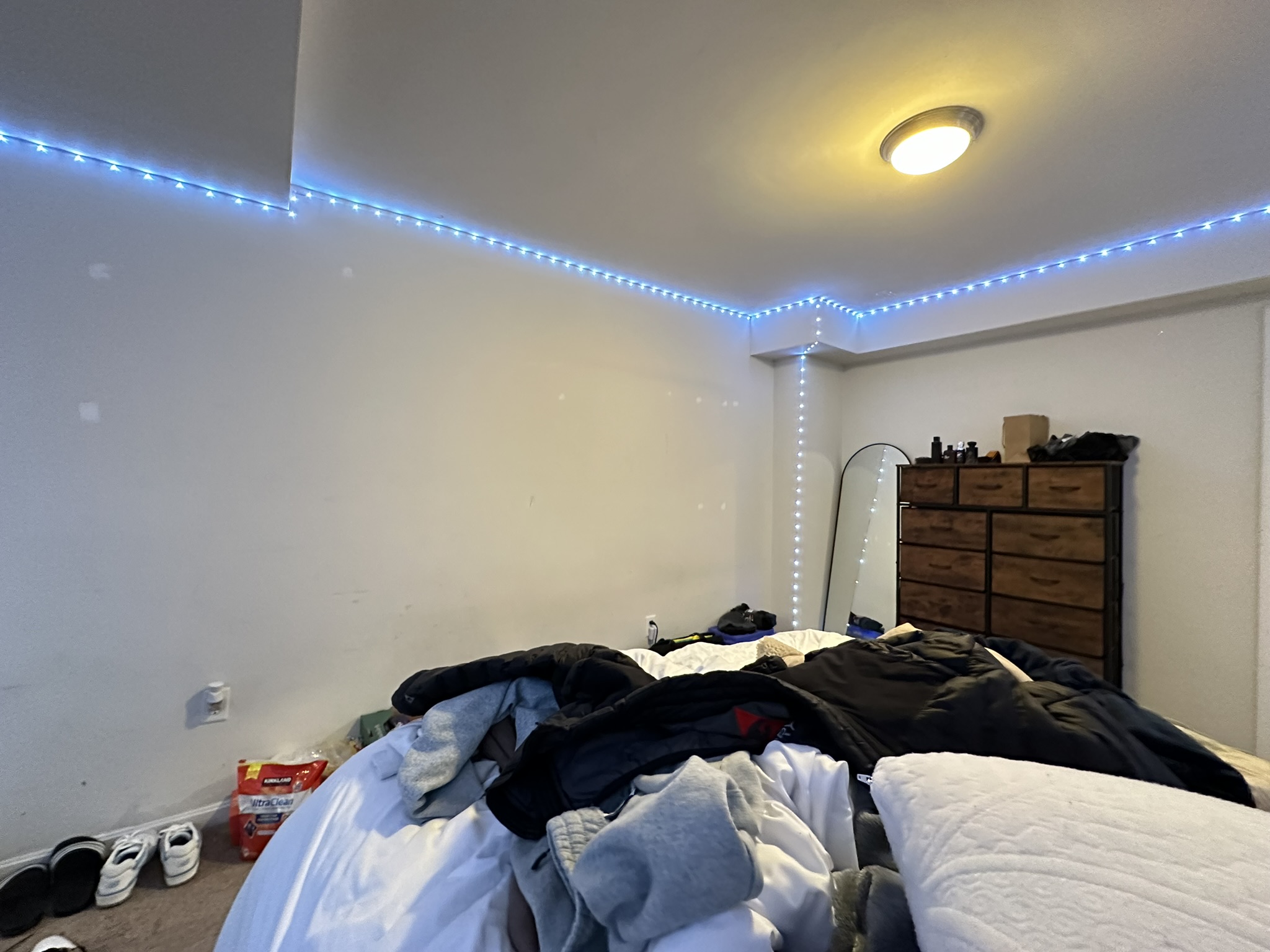 5 bed, 2 bath apartment for rent at 10 Wensley St Unit 2, Mission Hill — photo 17 of 25