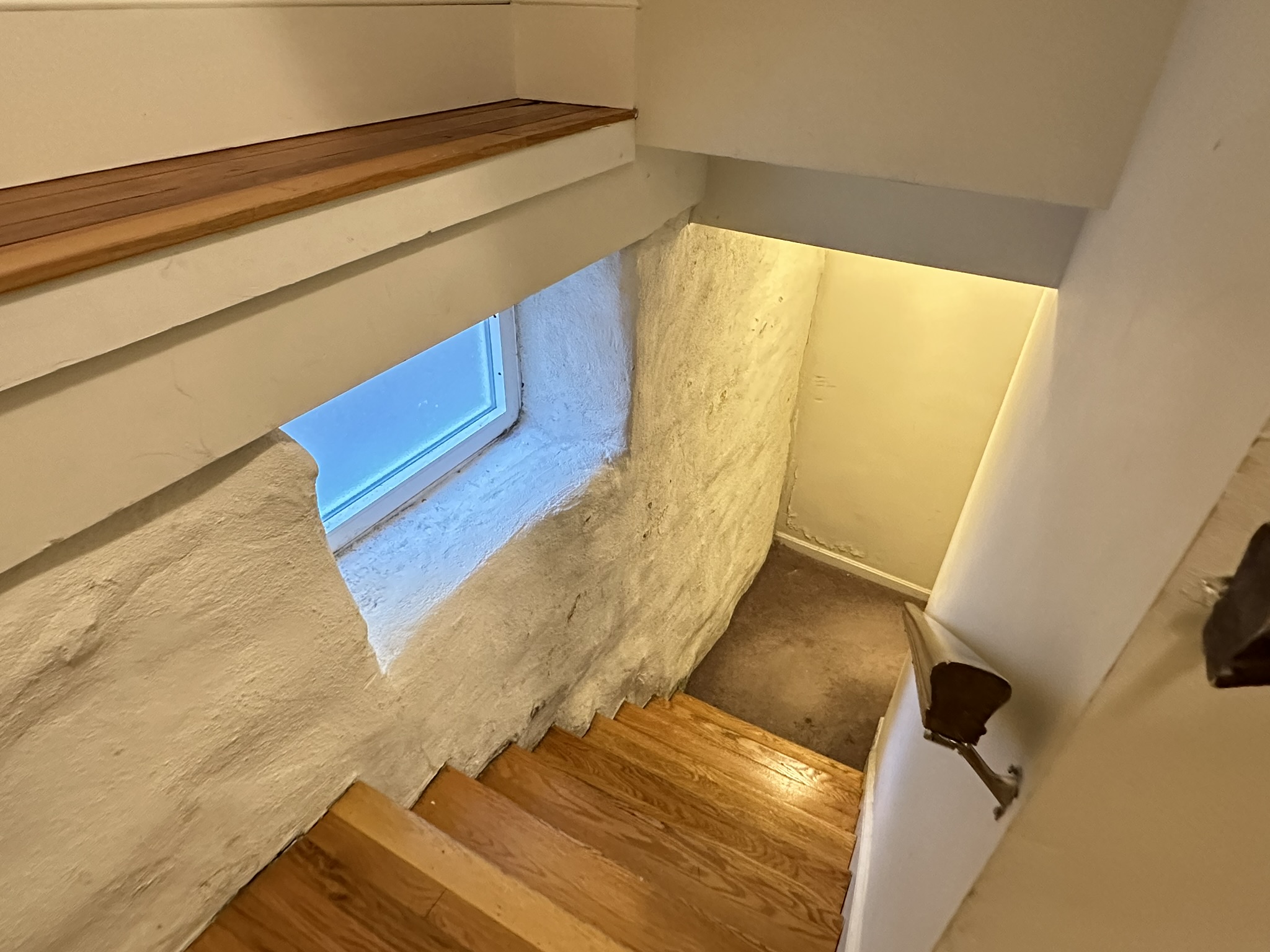 5 bed, 2 bath apartment for rent at 10 Wensley St Unit 2, Mission Hill — photo 12 of 25
