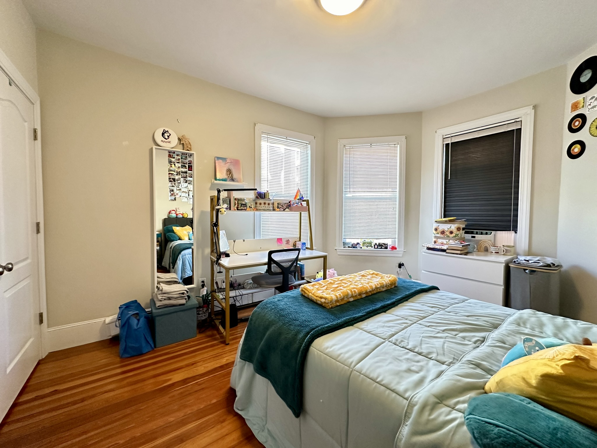 5 bed, 2 bath apartment for rent at 10 Wensley St Unit 2, Mission Hill — photo 6 of 25