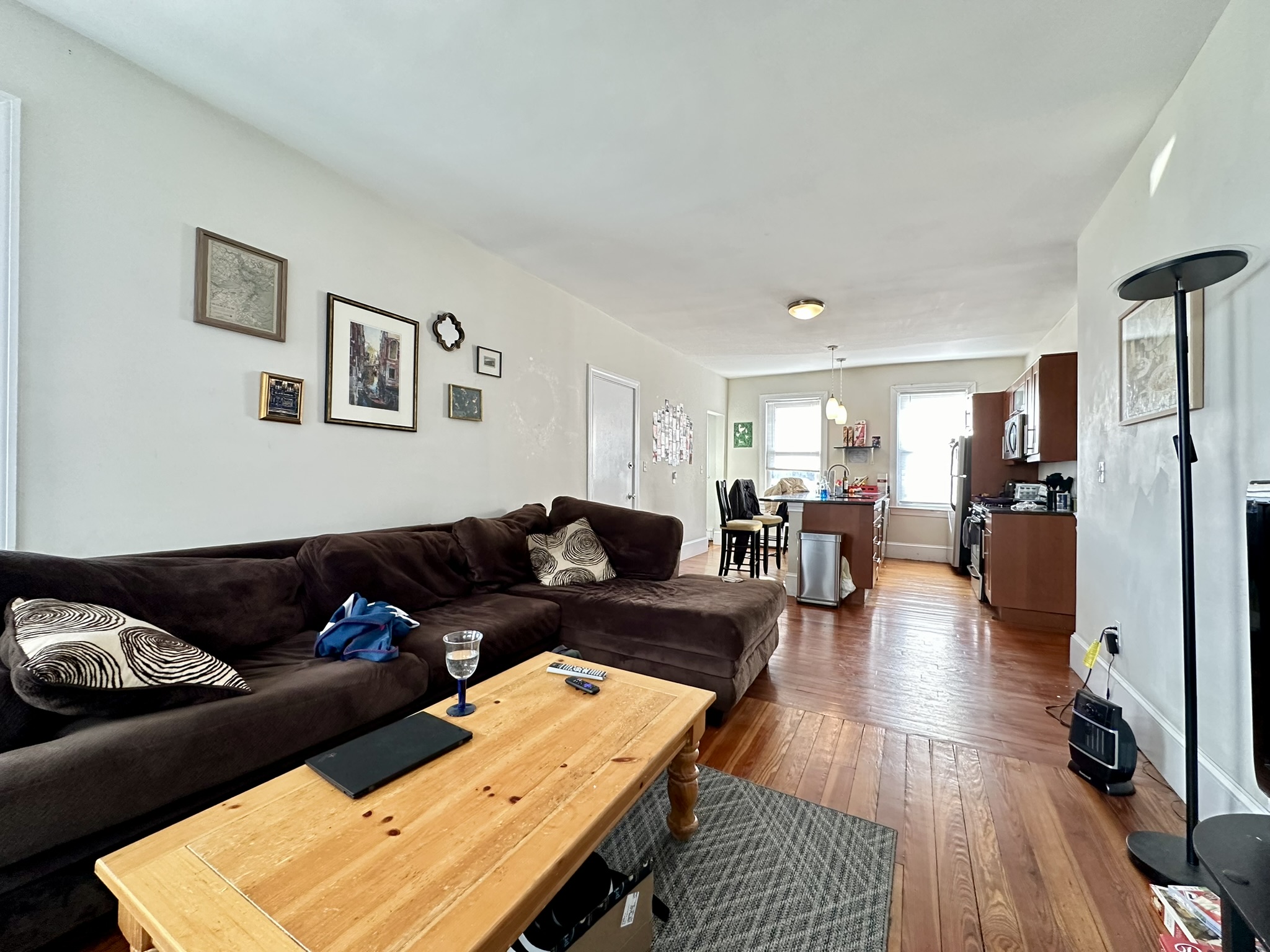 5 bed, 2 bath apartment for rent at 10 Wensley St Unit 2, Mission Hill — photo 2 of 25