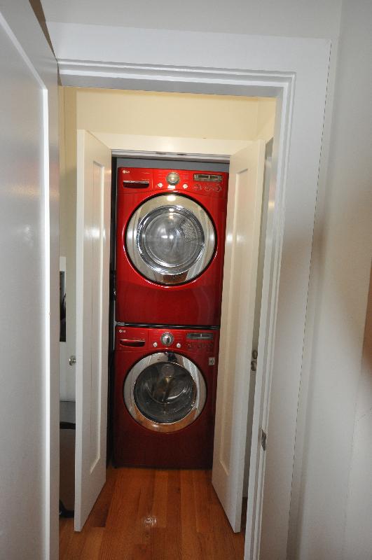 658 Massachusetts Ave, South End