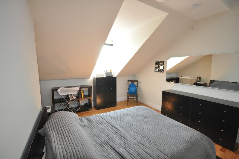 658 Massachusetts Ave, South End