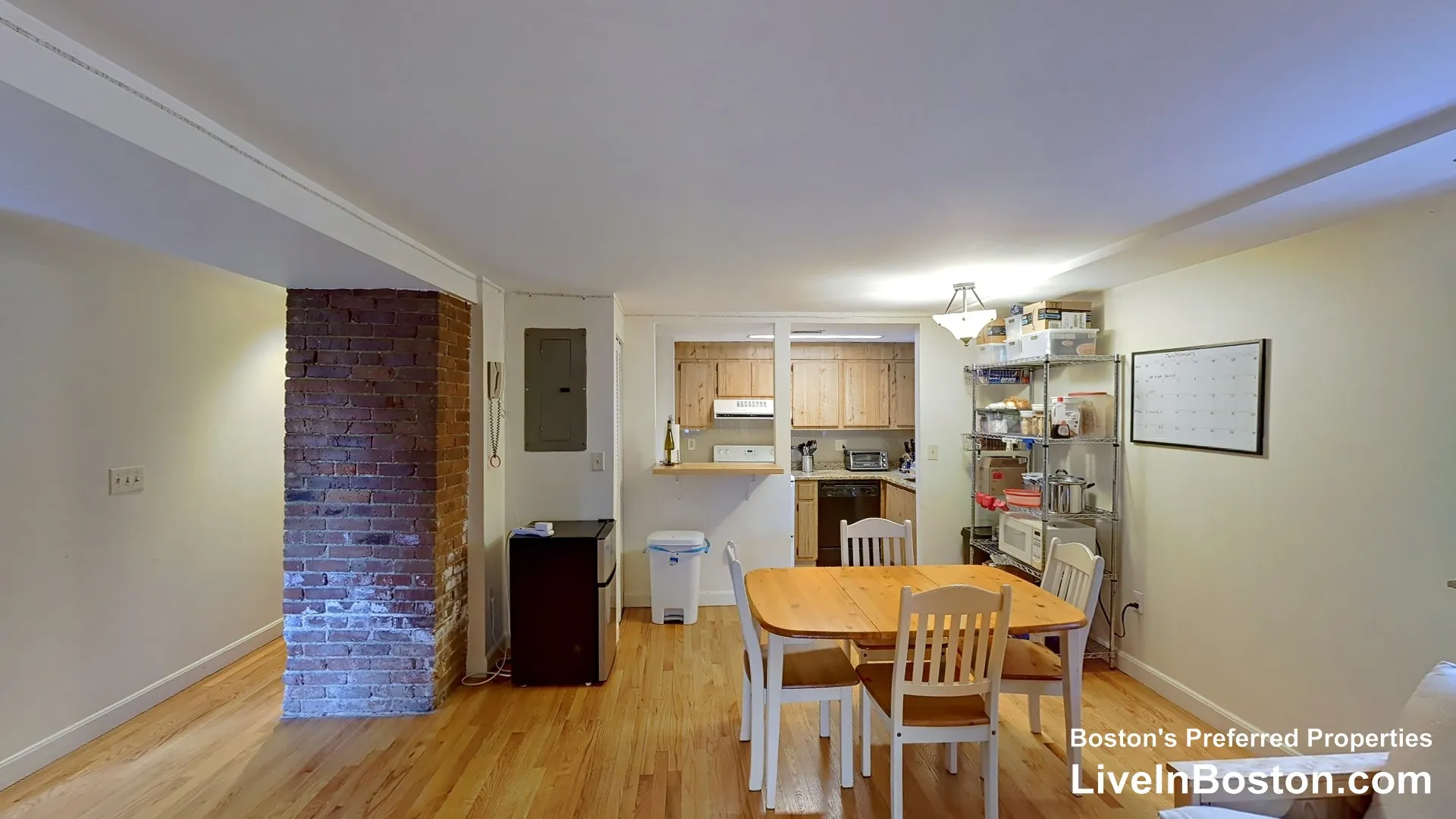 111 Gainsborough St, Fenway
