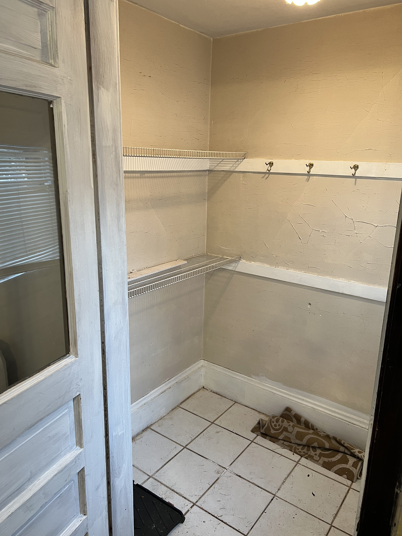 2 bed, 1 bath apartment for rent at 395 Lexington St Unit 1, Waltham — photo 9 of 22