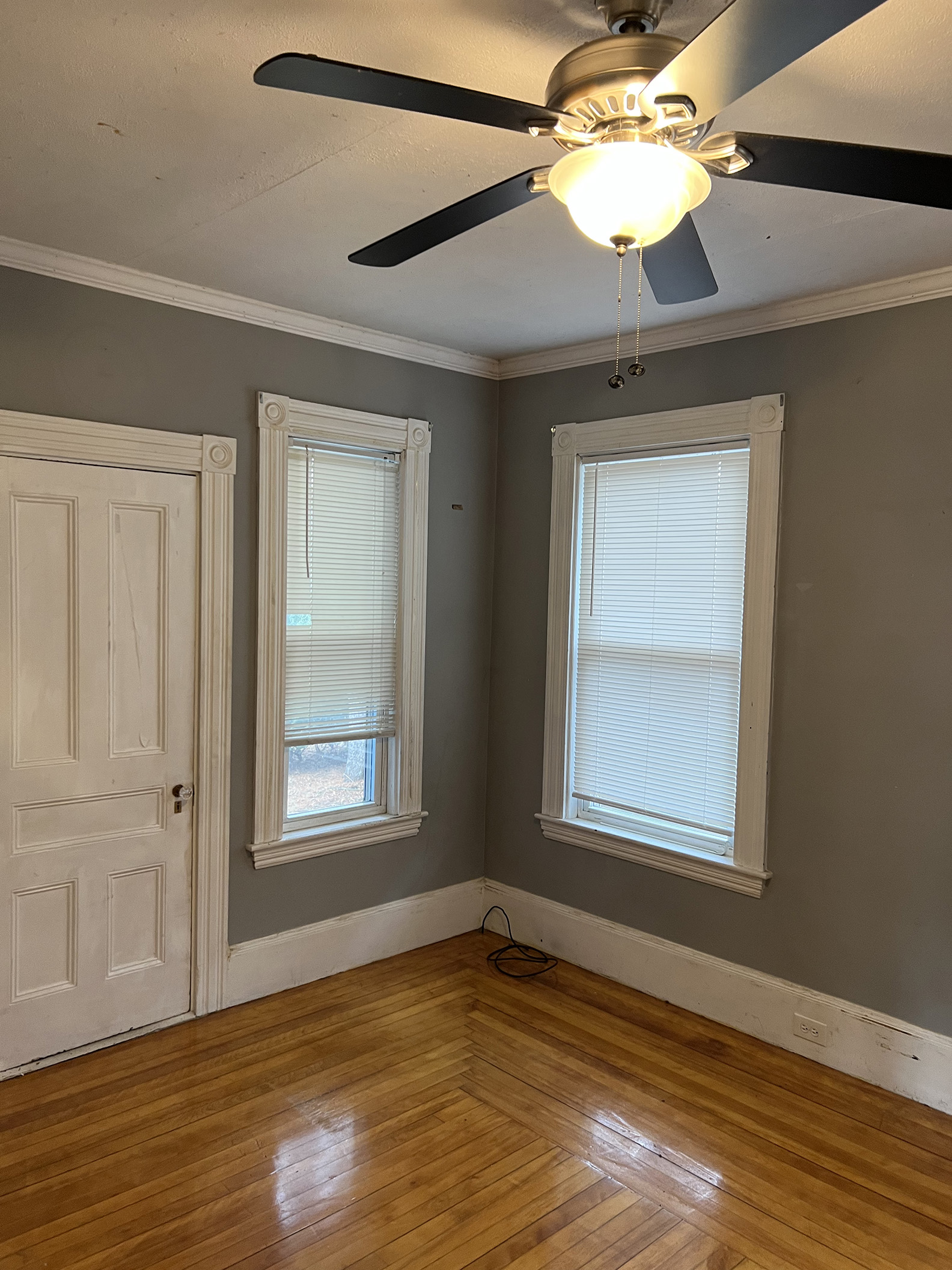 2 bed, 1 bath apartment for rent at 395 Lexington St Unit 1, Waltham — photo 13 of 22
