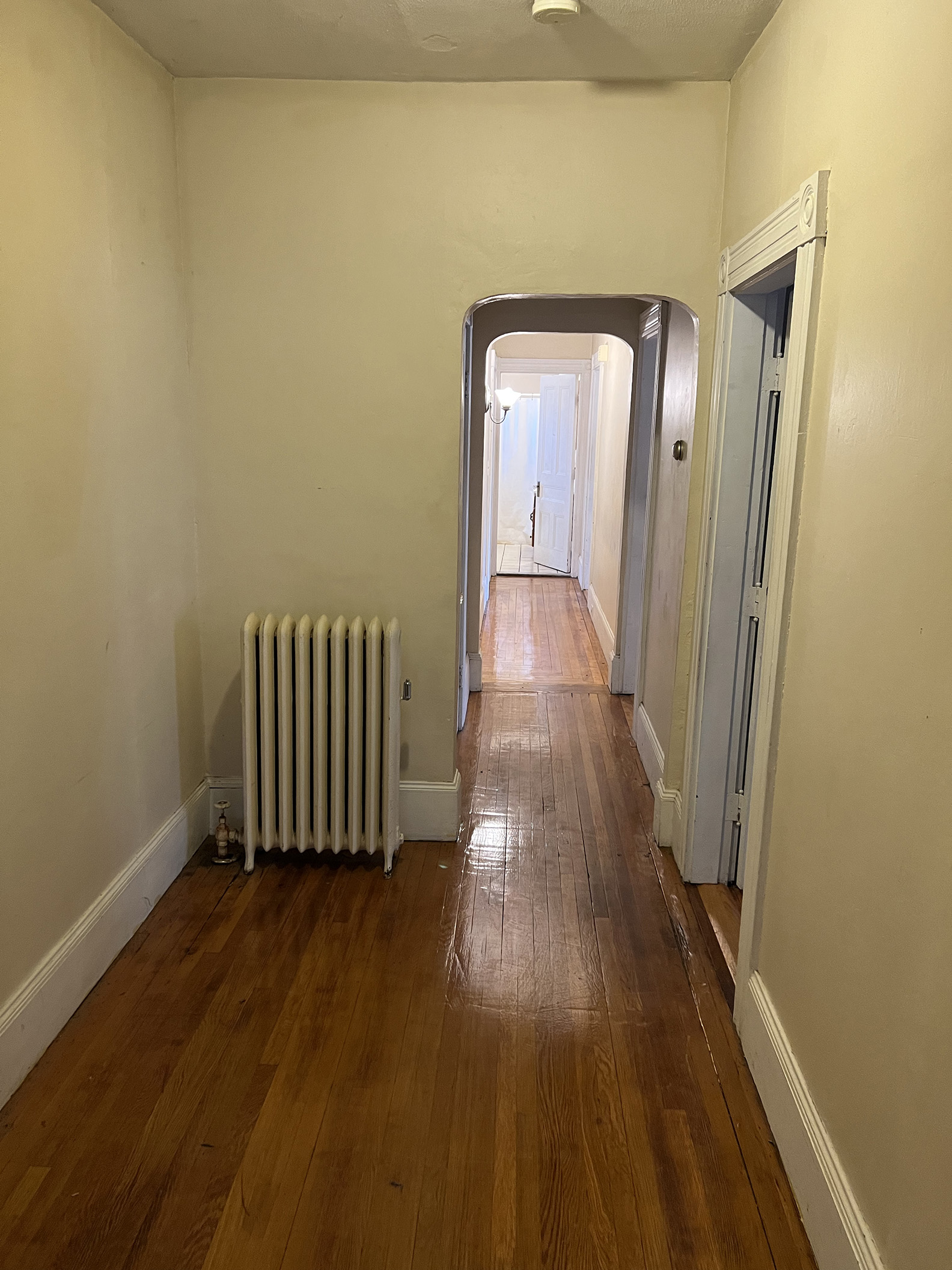 2 bed, 1 bath apartment for rent at 395 Lexington St Unit 1, Waltham — photo 16 of 22