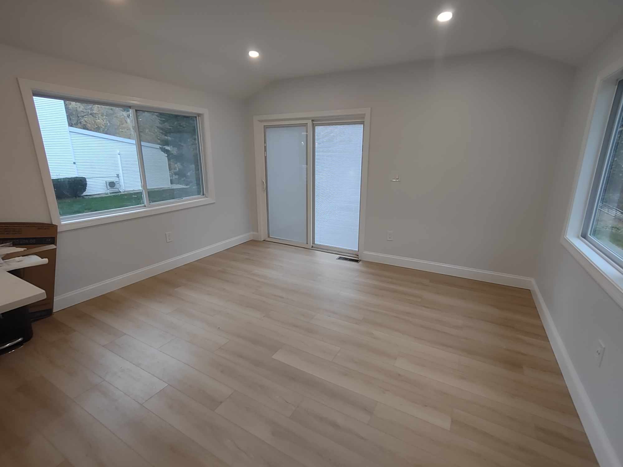 4 bed, 3 bath apartment for rent at 76 Lexington St Unit Na, Burlington — photo 8 of 16