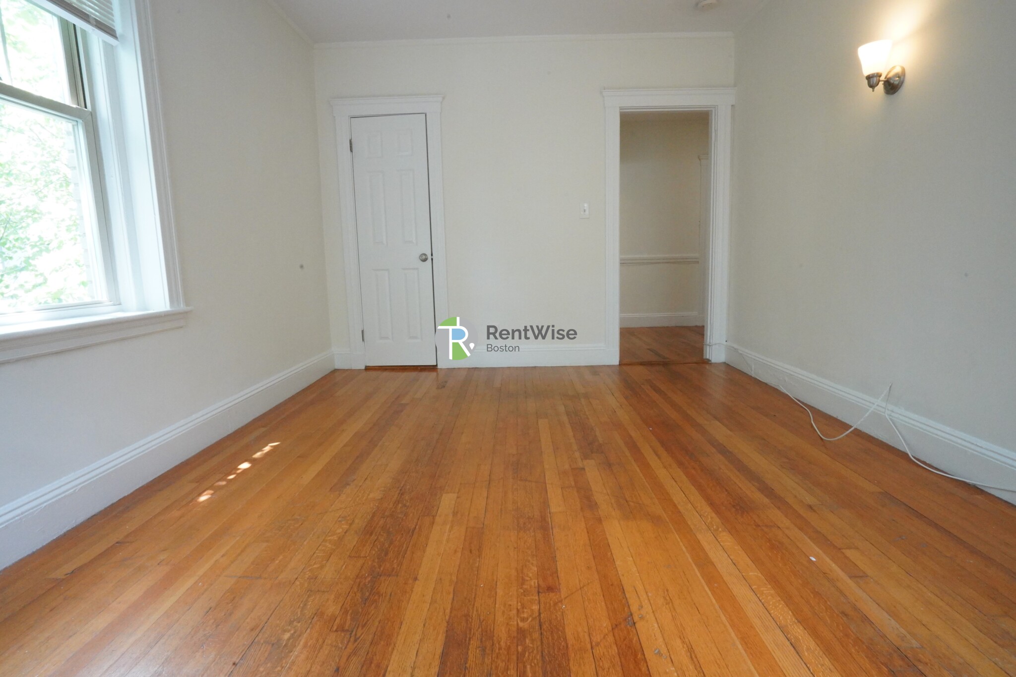 1848 Commonwealth Ave, Brighton