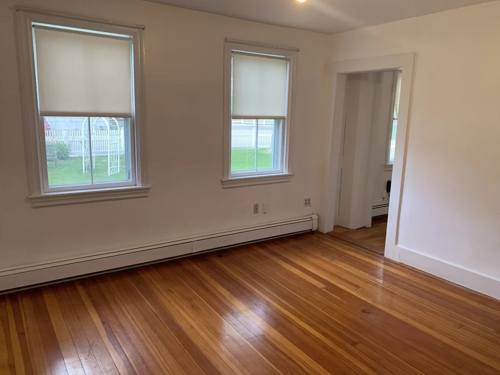 38 Park St, Glenwood