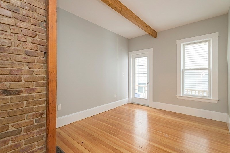 98 Elm St, Somerville