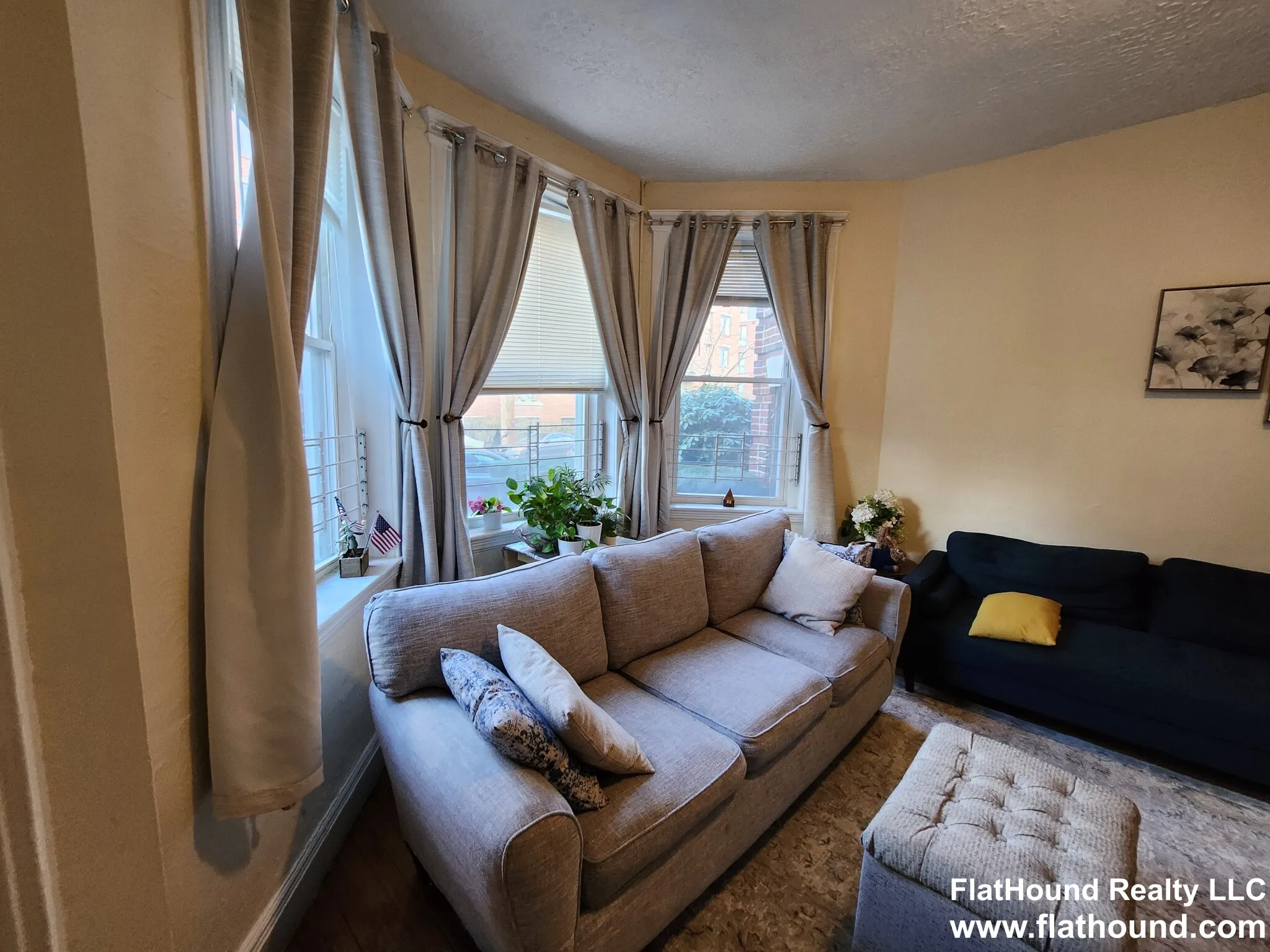 94 Brainerd Rd, Allston