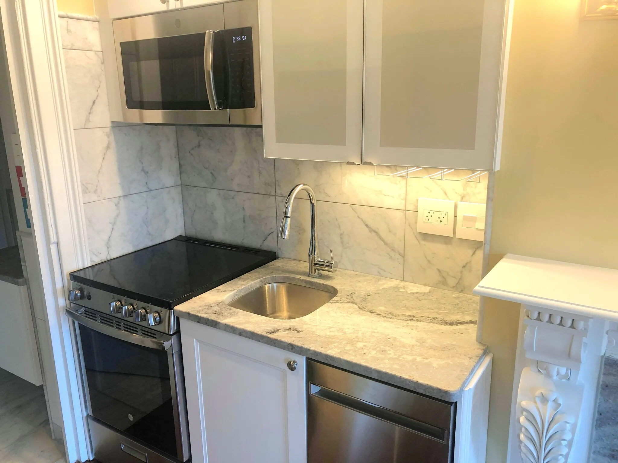 88 Charles St, Beacon Hill