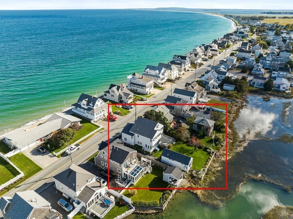 99 Bay Avenue (Weekly Summer Rent, Green Harbor