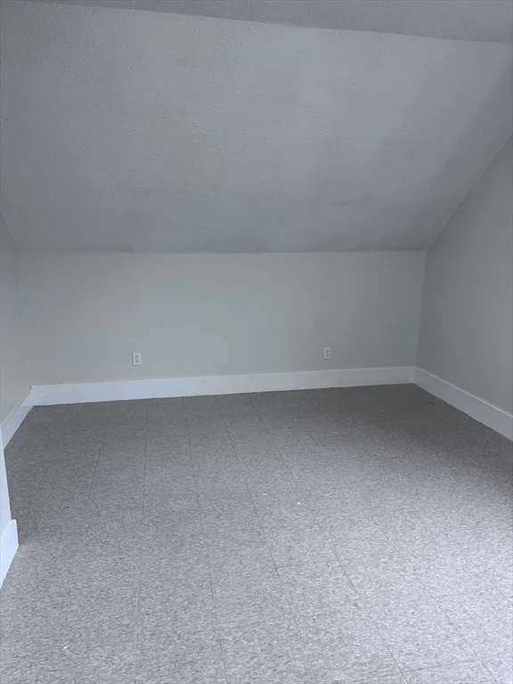 191 Walnut St, Holyoke
