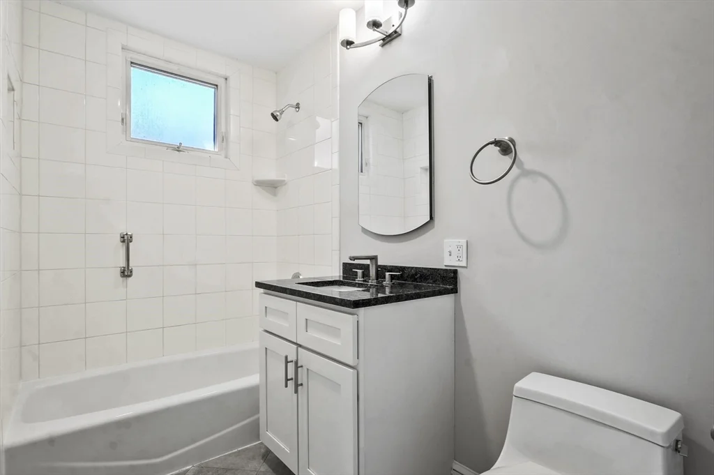 85 Verndale St, North Brookline