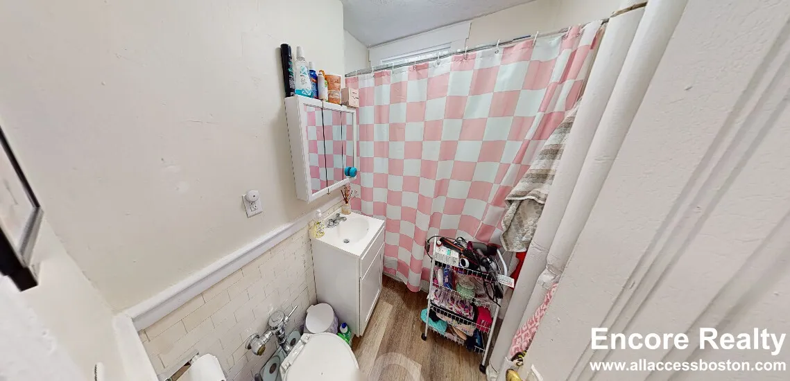 1185 Boylston St, Fenway