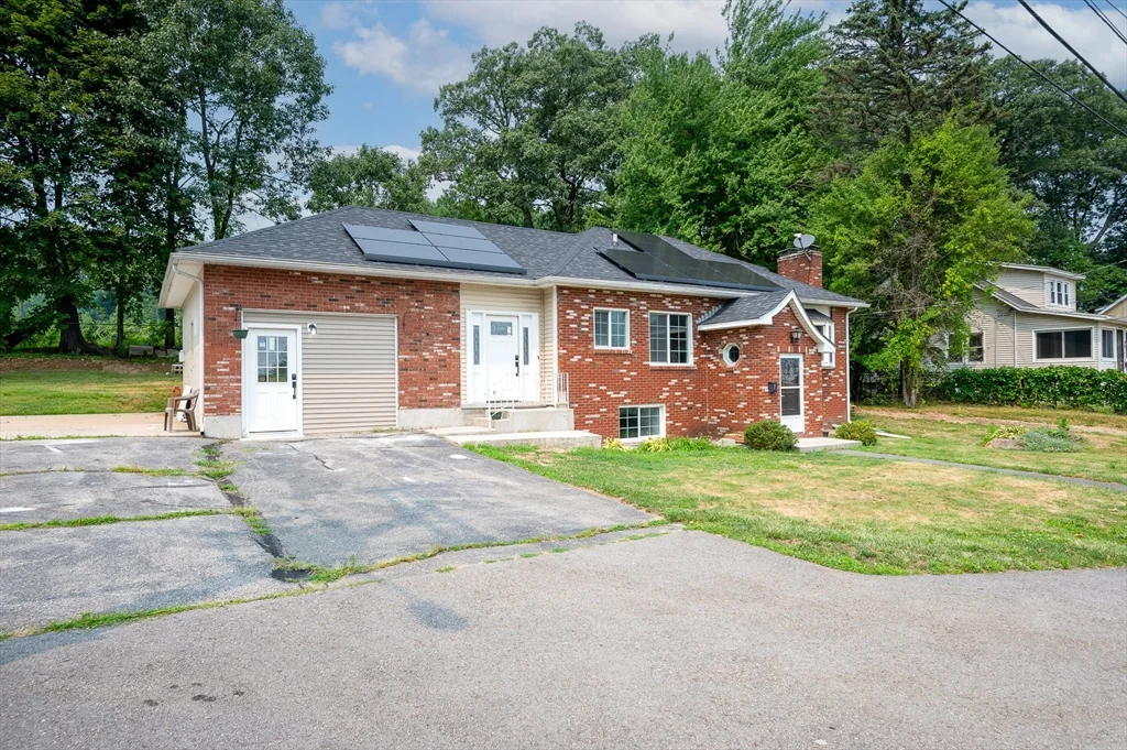 7 Pasadena Pkwy, Worcester