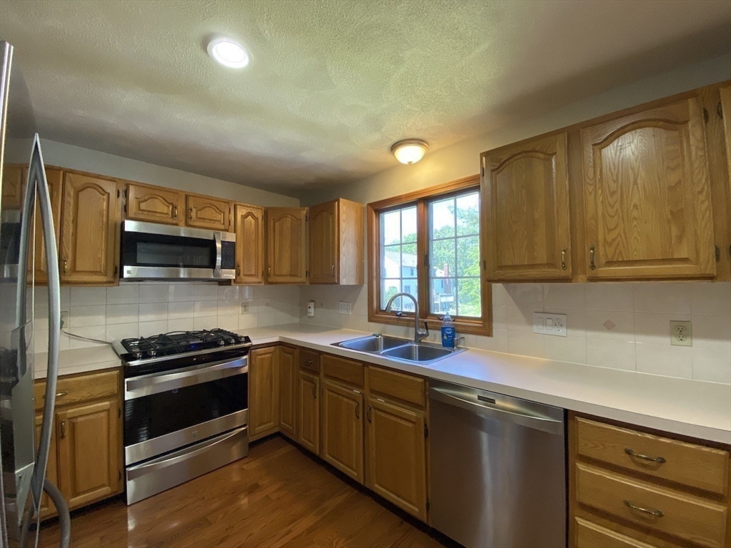 31 Helen St, Waltham