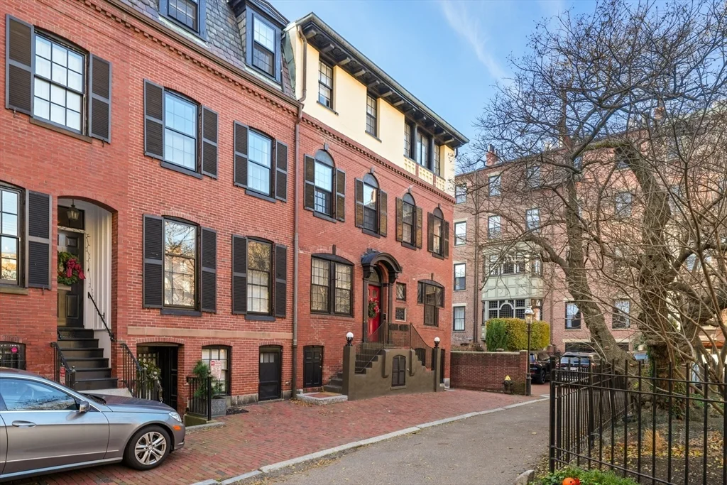 3 Mt Vernon Sq, Beacon Hill