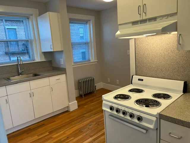 179 Elm St, Davis Square