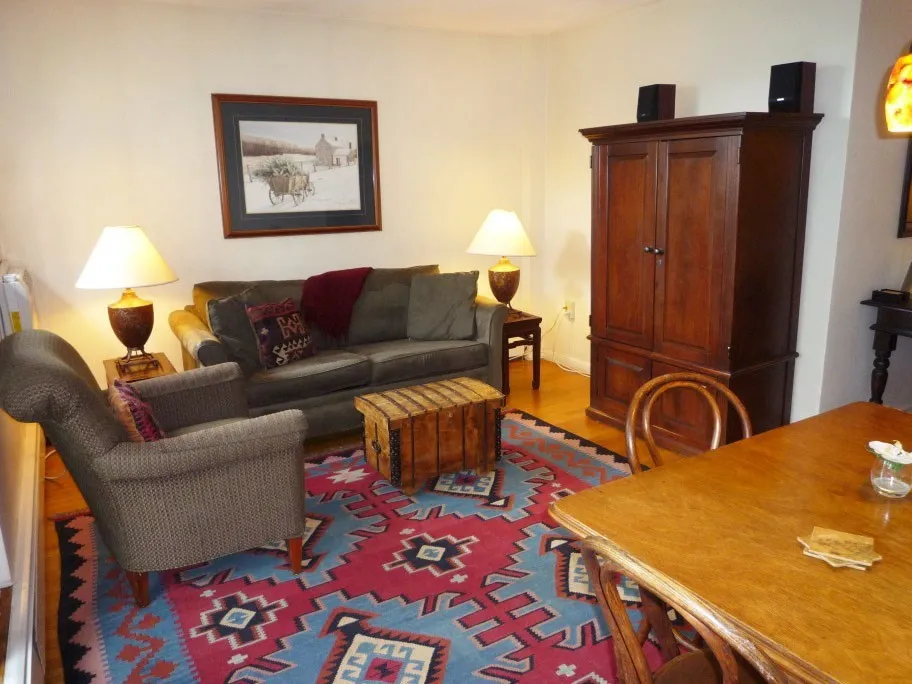 1643 Cambridge St, Mid-Cambridge