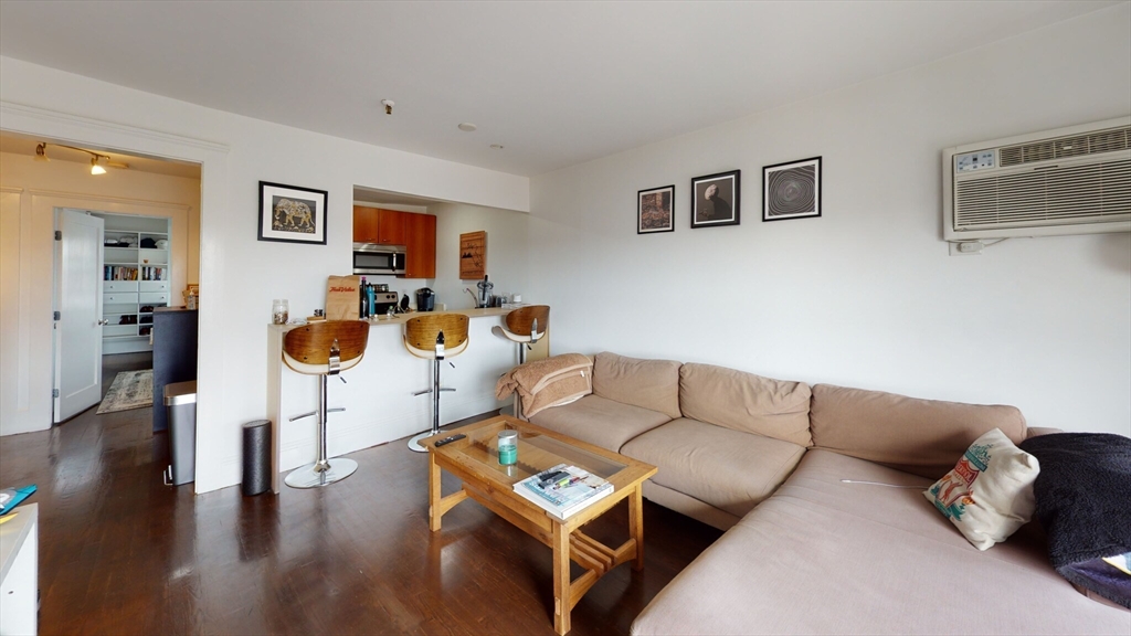 492 Massachusetts Ave, Boston