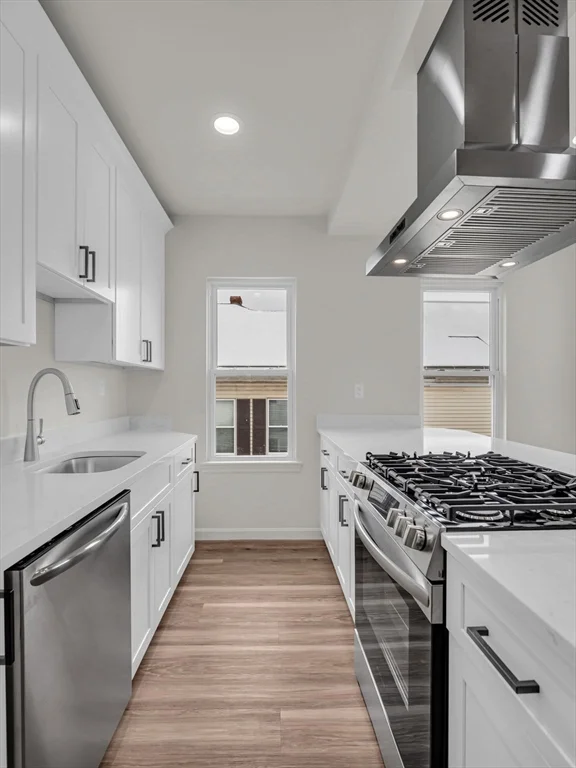 12 Alpine St, Worcester