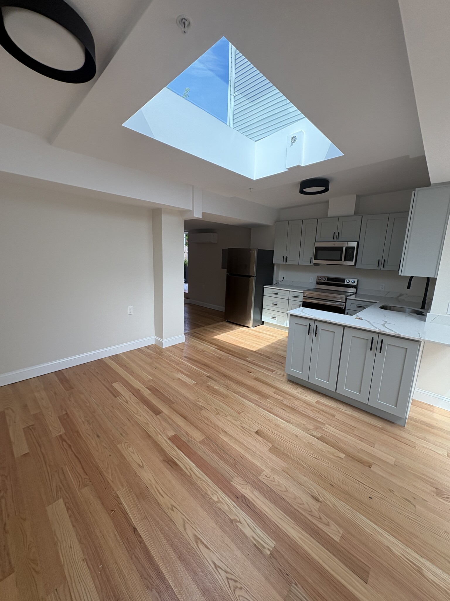 202 Elm St, North Cambridge