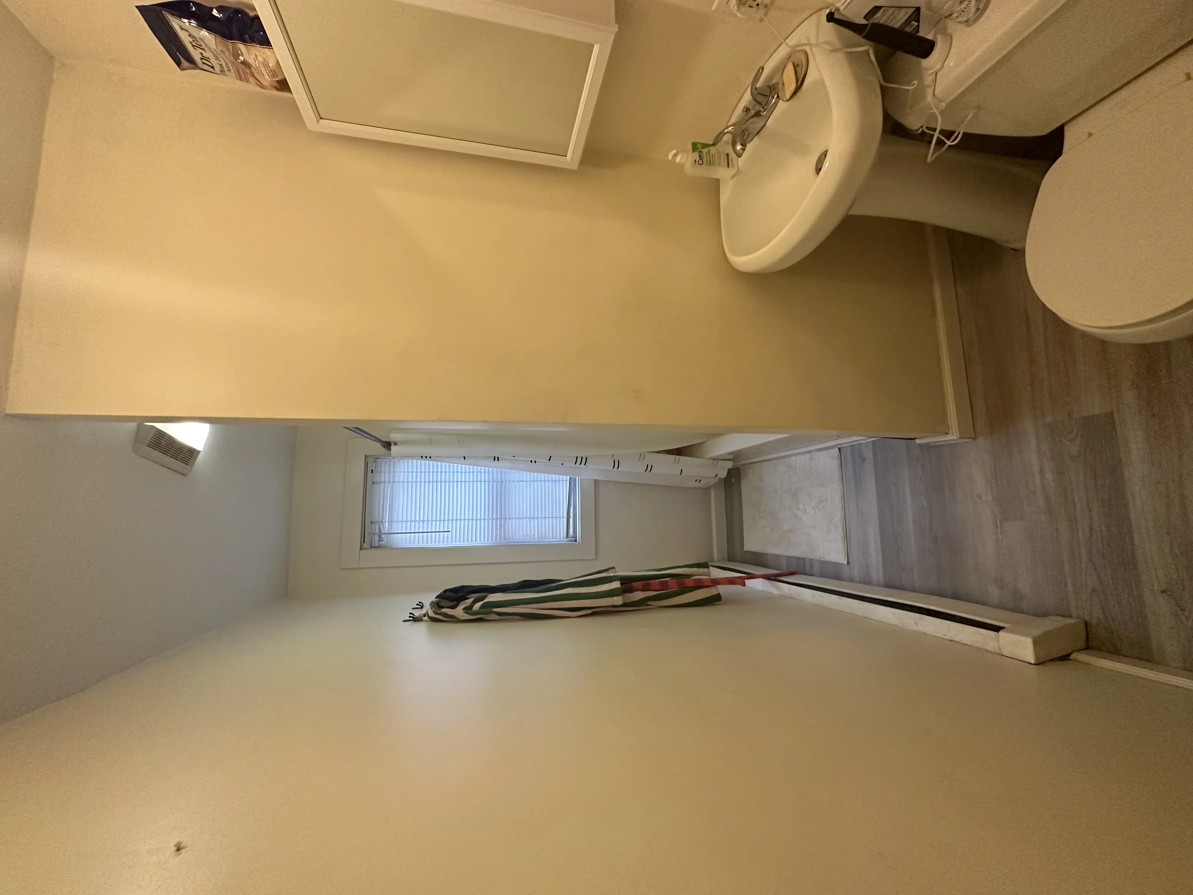 61 Webster Ave, Ward Two