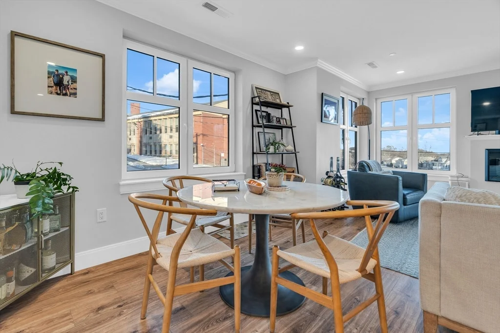 1721 Centre St, West Roxbury