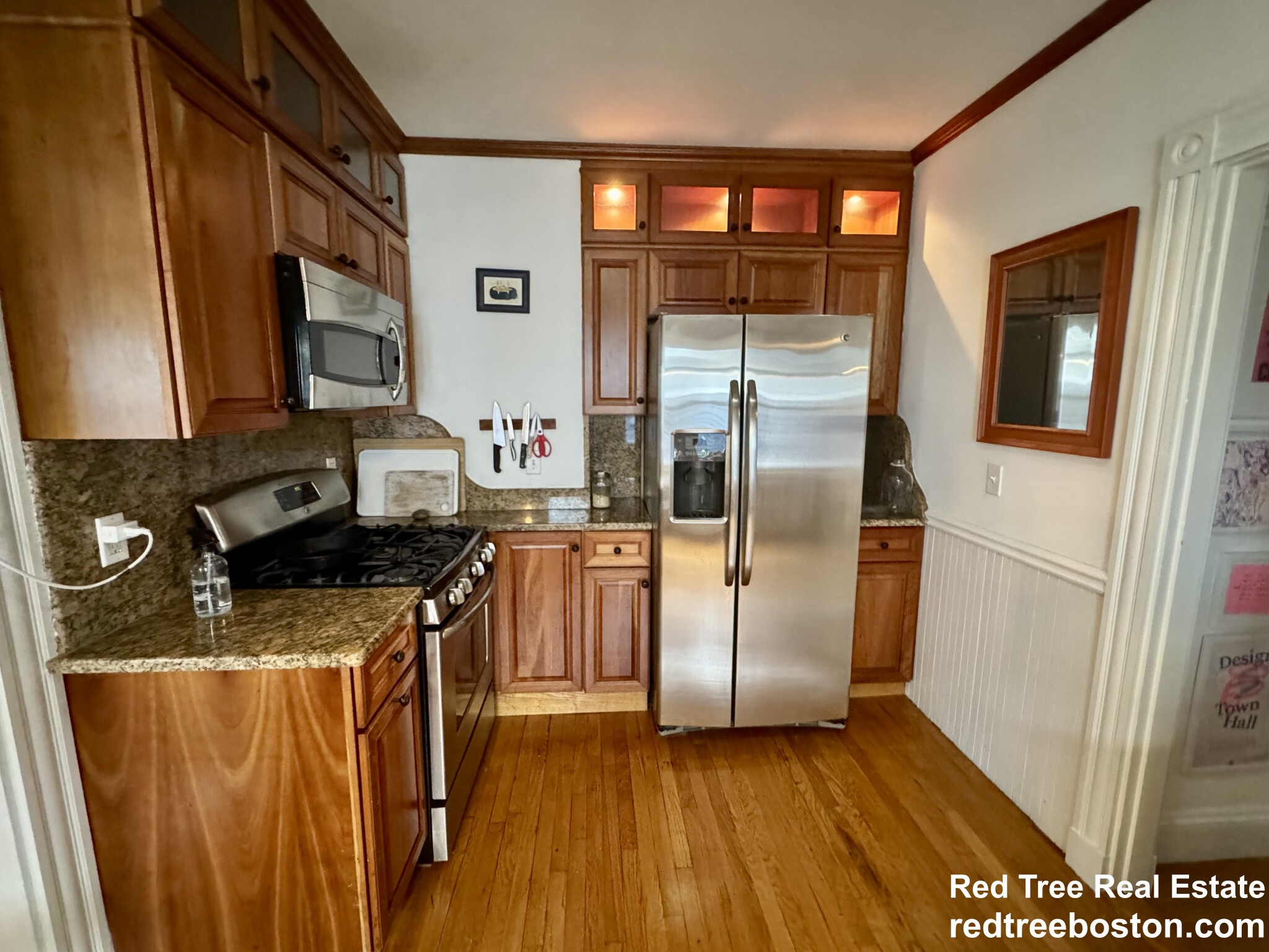 25 Saint Peter, Jamaica Plain