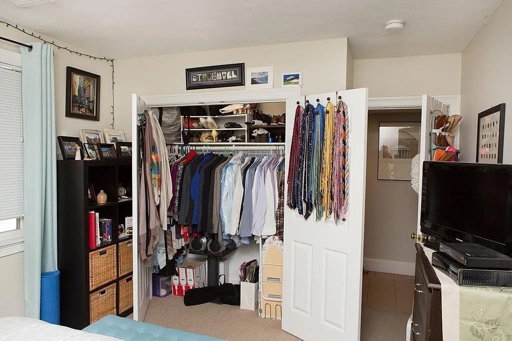 159 West Sixth St, South Boston