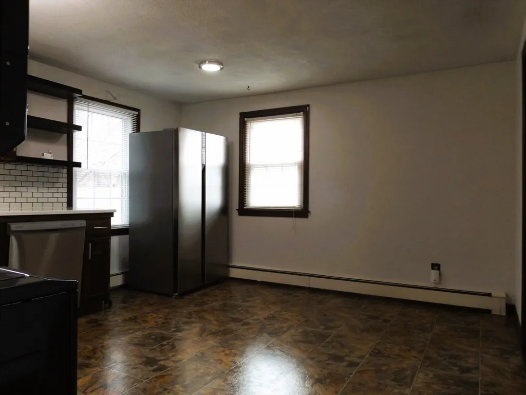 28 Greenwich St, Attleboro