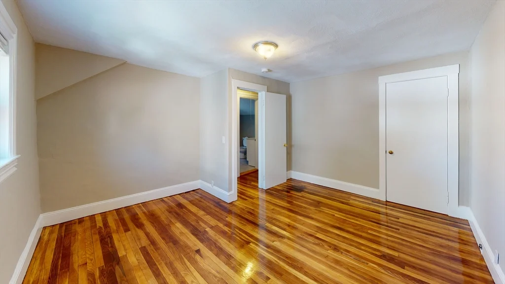 18-20 Kelley Ct, Brighton