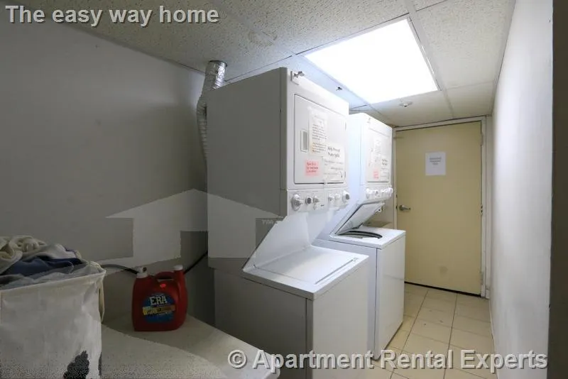 70 Park St, Ward Two