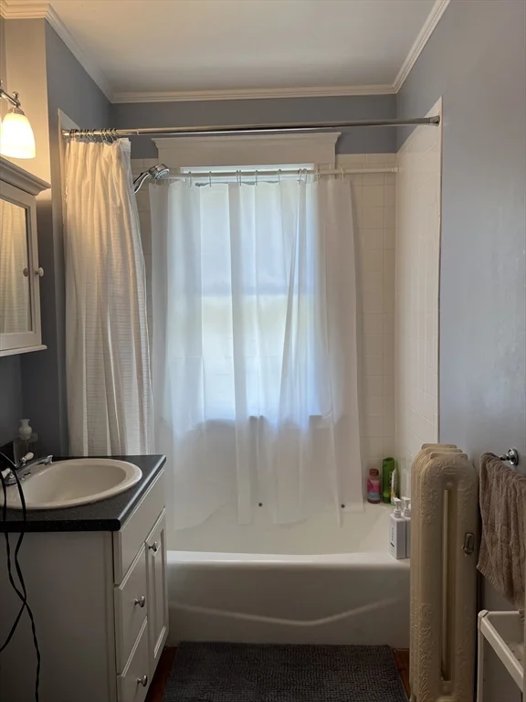 52 Mount Vernon St, Arlington Heights