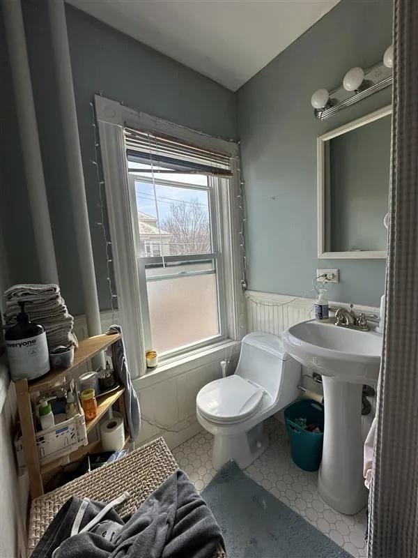 111 Woodstock St, West Somerville