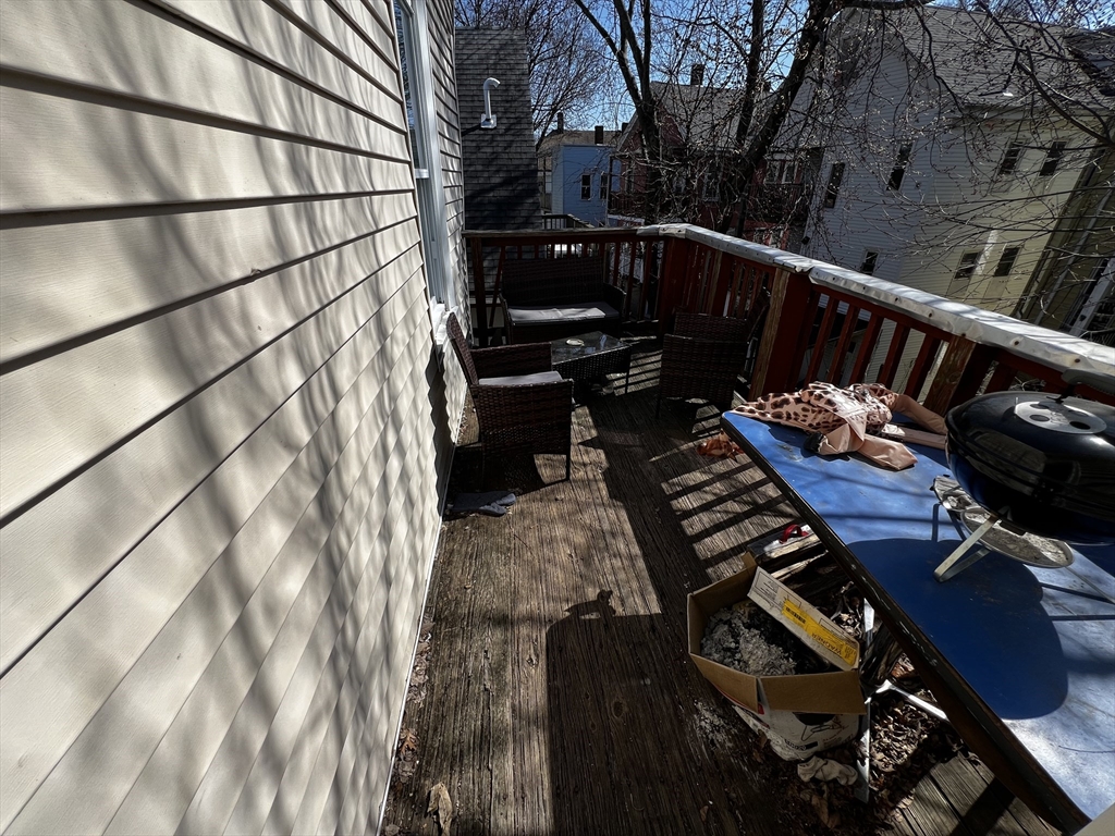 34 Cherokee St, Mission Hill