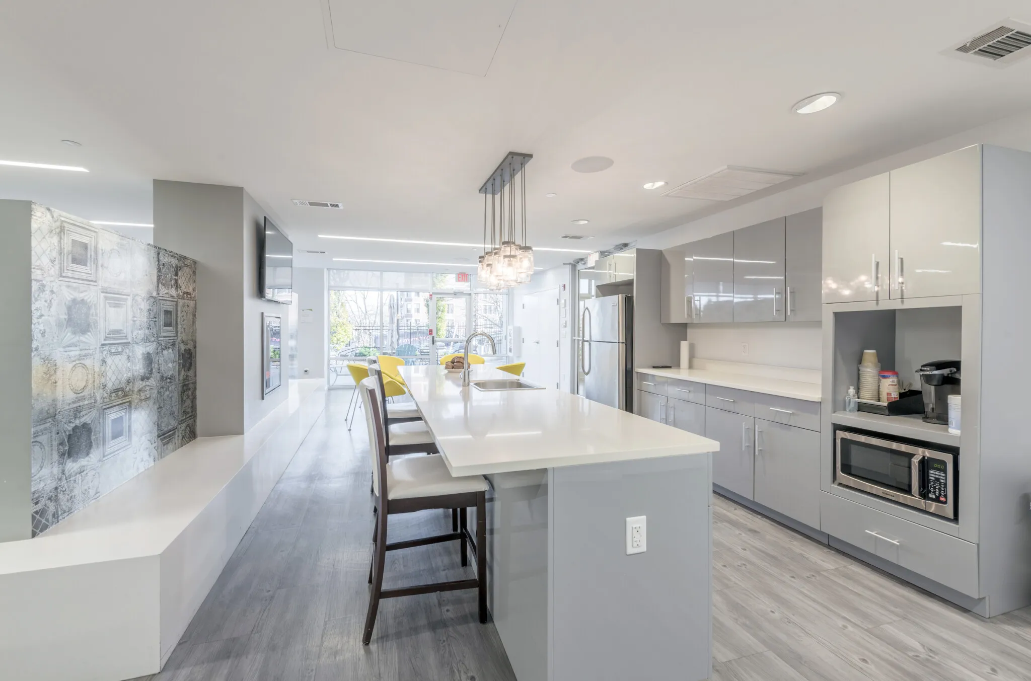 1505 Commonwealth Ave, Brighton