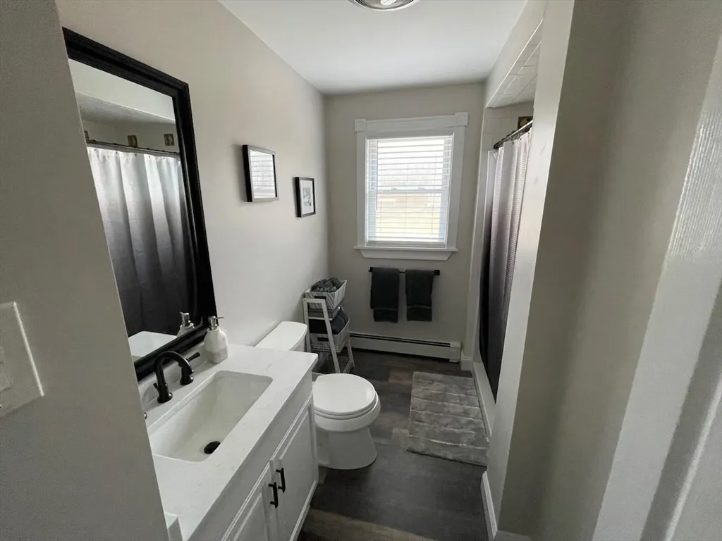 297 Swansom Rd, Swansea