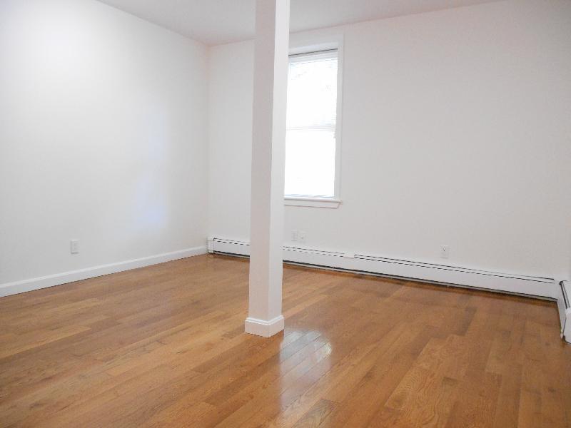 82 Brainerd Rd, Allston