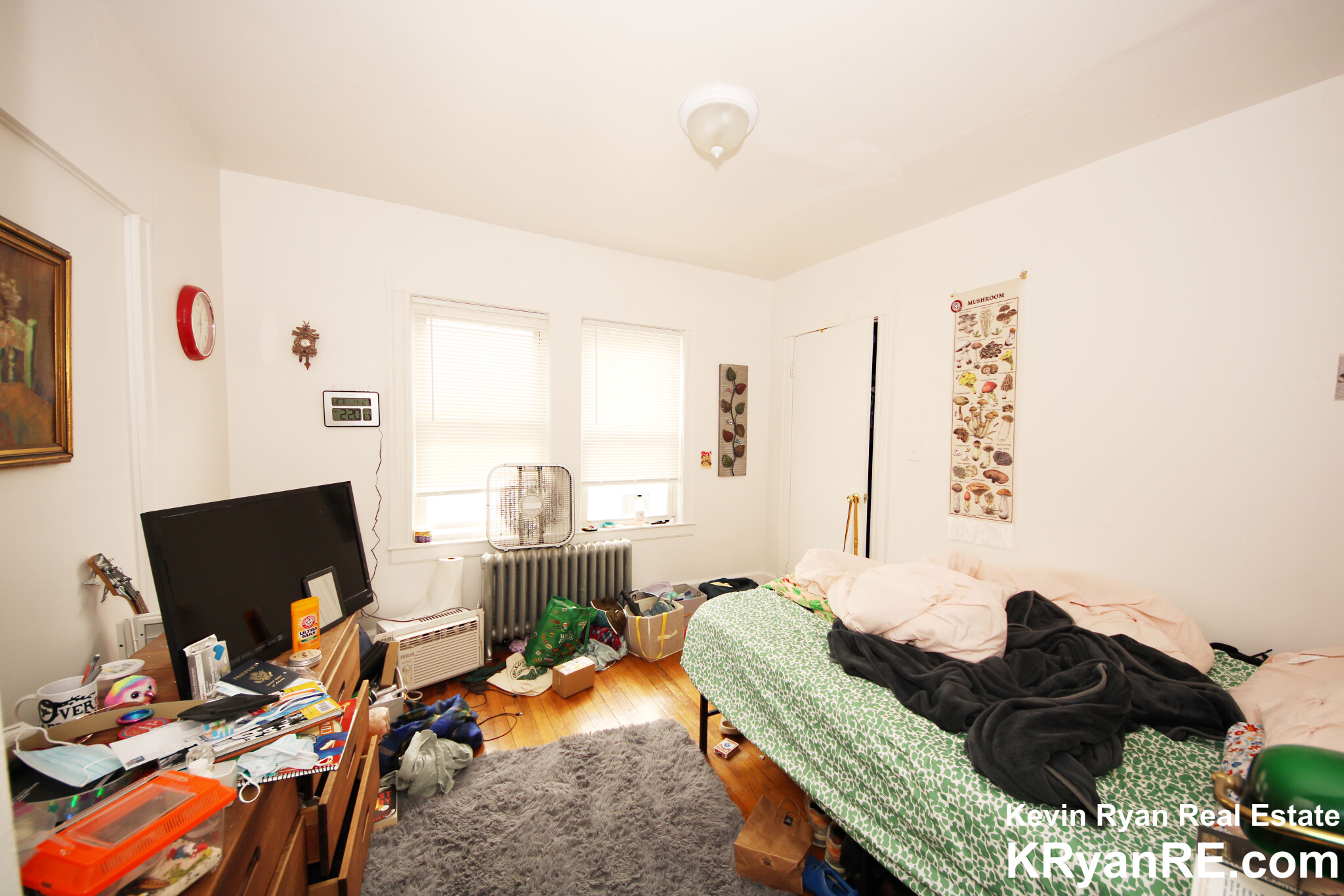 11 Breck Ave, Oak Square