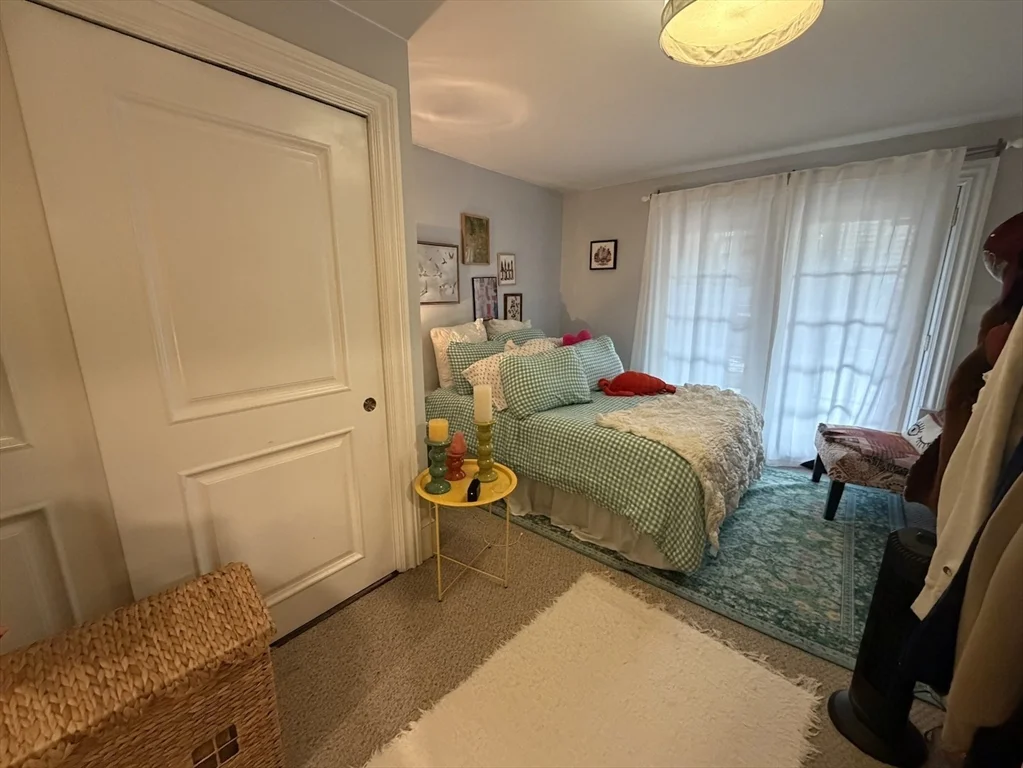 55 Gates St, South Boston