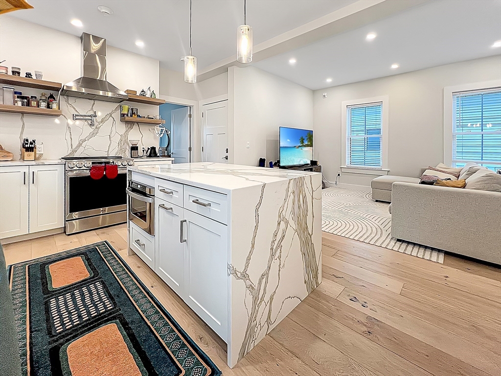 18 Edward St, Medford