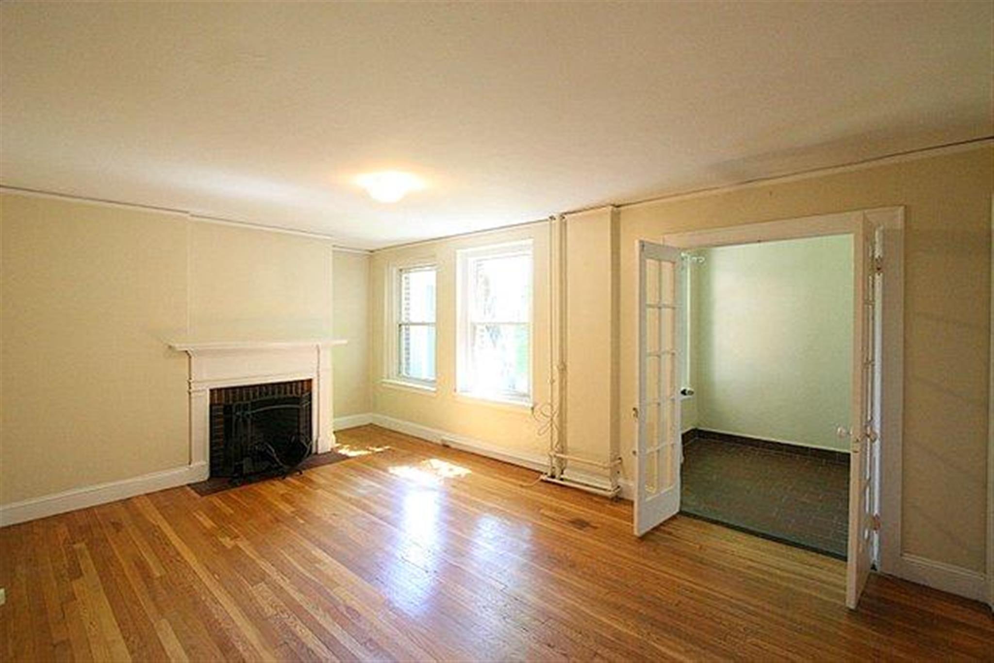 1.5 bed, 1 bath apartment for rent at 7 Craigie Cir Unit 23, Harvard Square