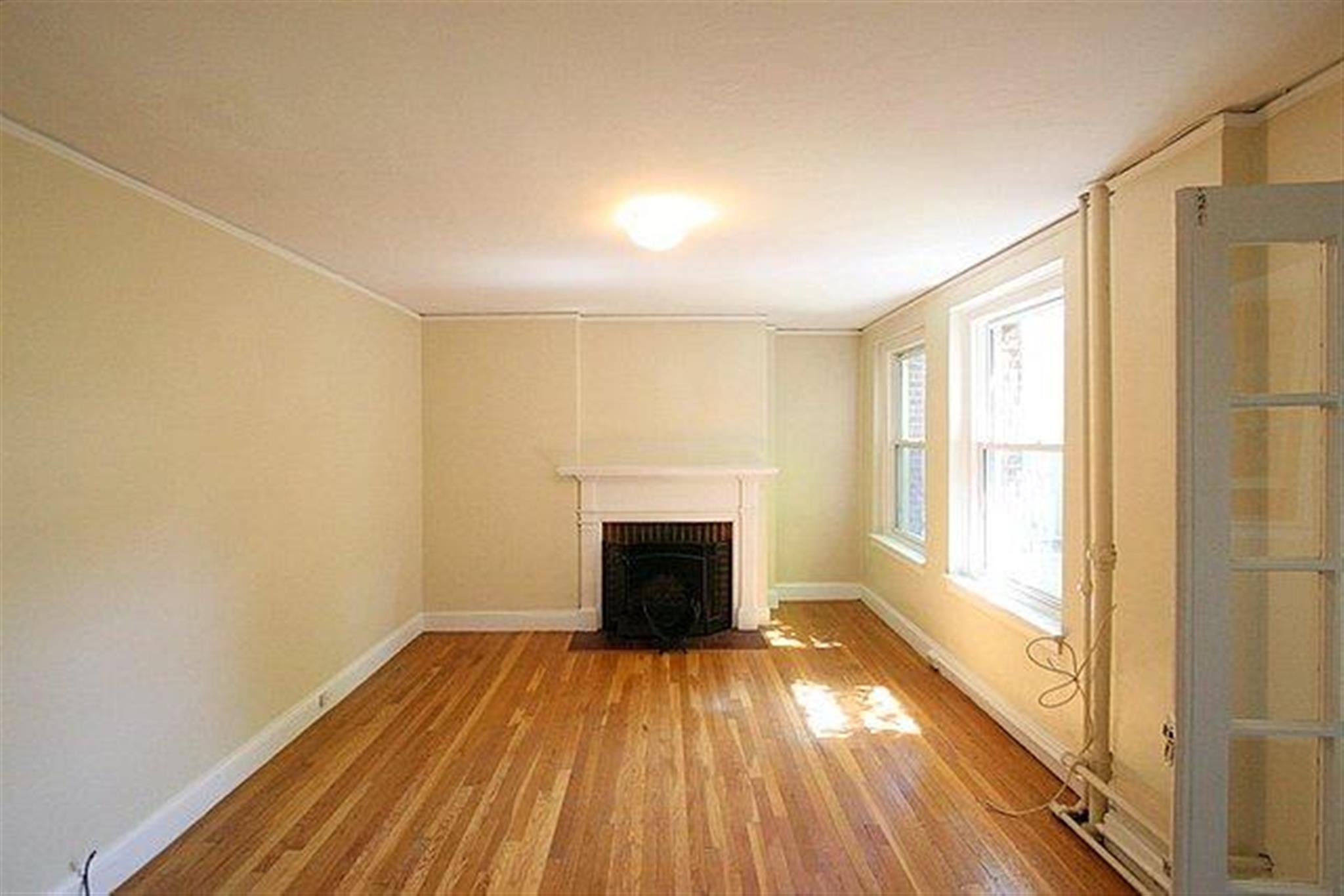 1.5 bed, 1 bath apartment for rent at 7 Craigie Cir Unit 23, Harvard Square — photo 6 of 19