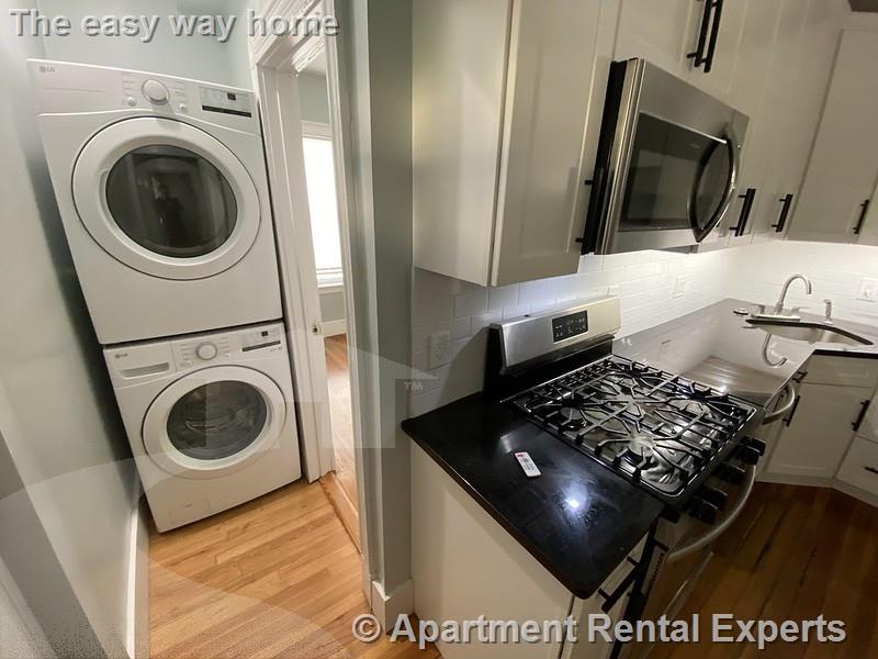 7 Bay State Ave, Davis Square