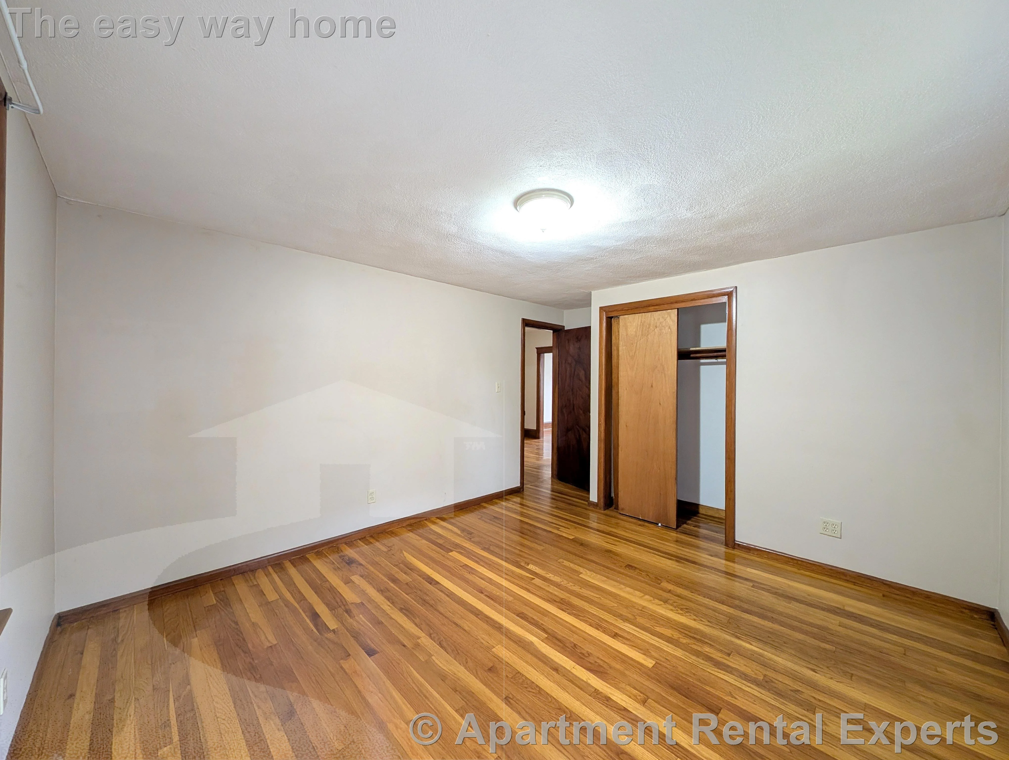 85 Billings Ave, Tufts