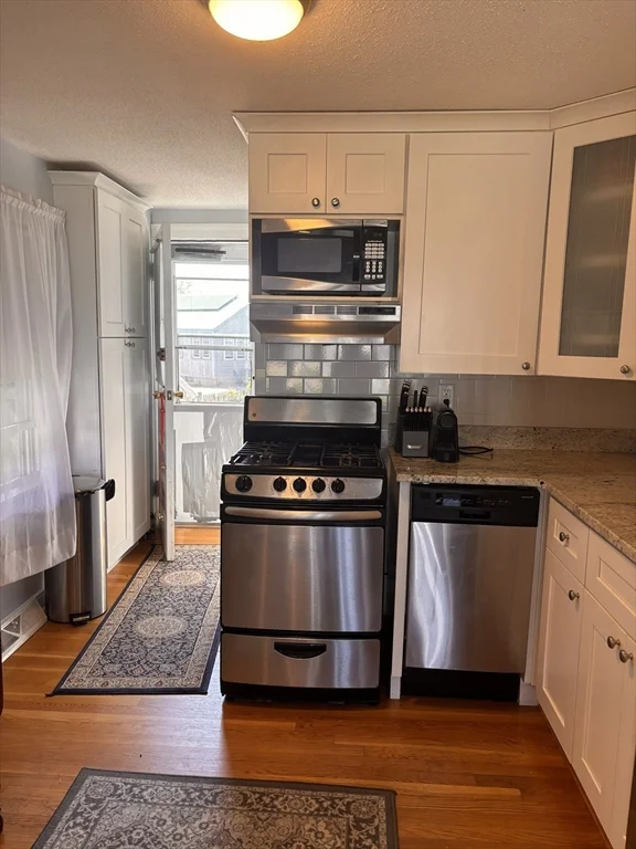 19 Bay Ave Winter Rental, Marshfield