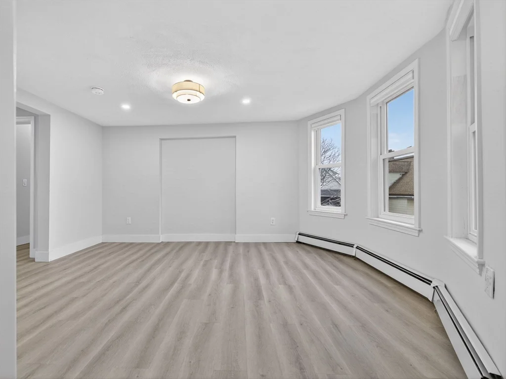 469 Medford St, Winter Hill